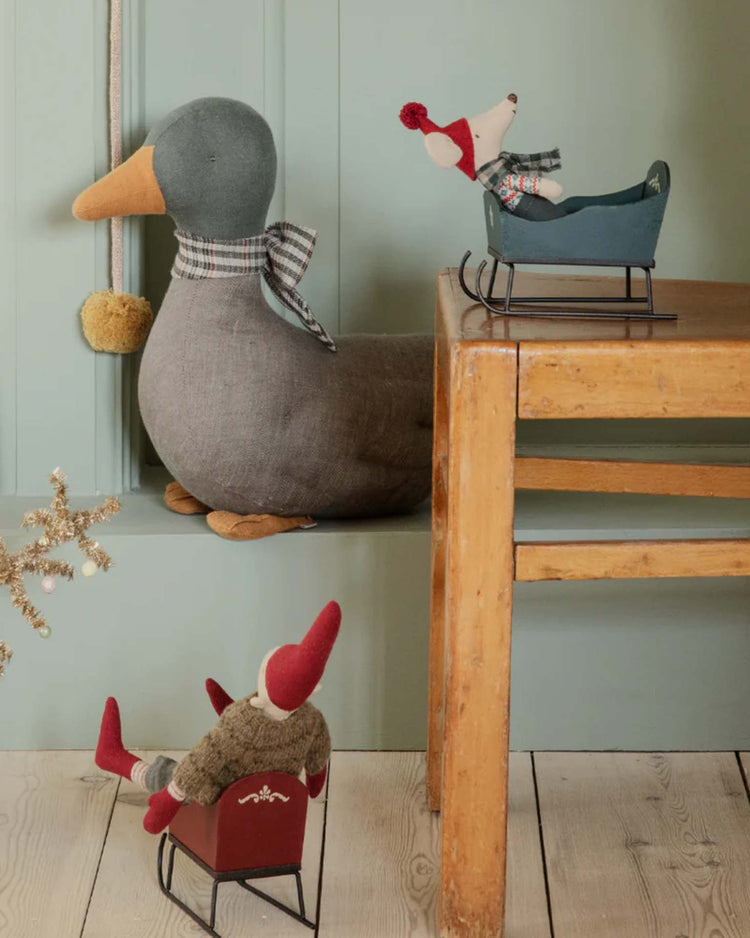 maileg sleigh, mouse - green play Little