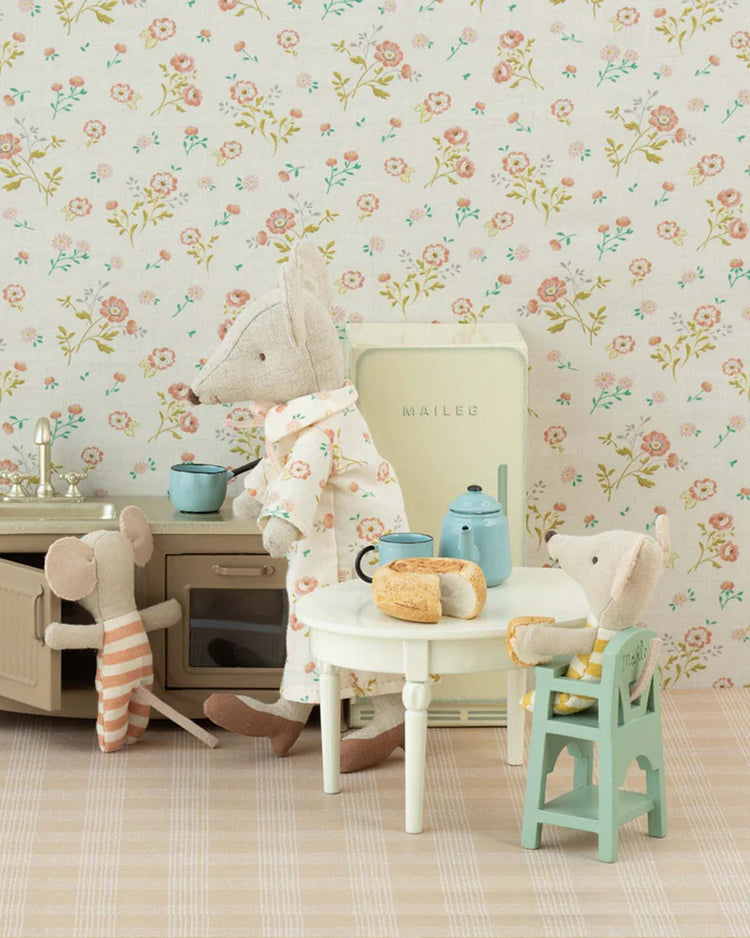 maileg high chair, mouse - mint play Little