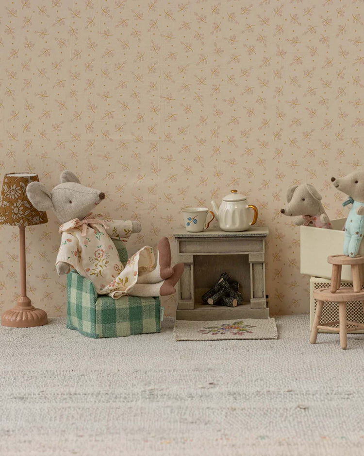 maileg fireplace, mouse - off white play Little