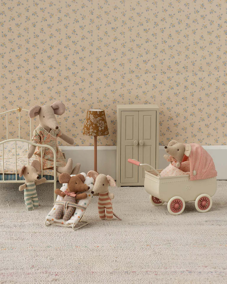 maileg pram, mouse - coral play Little
