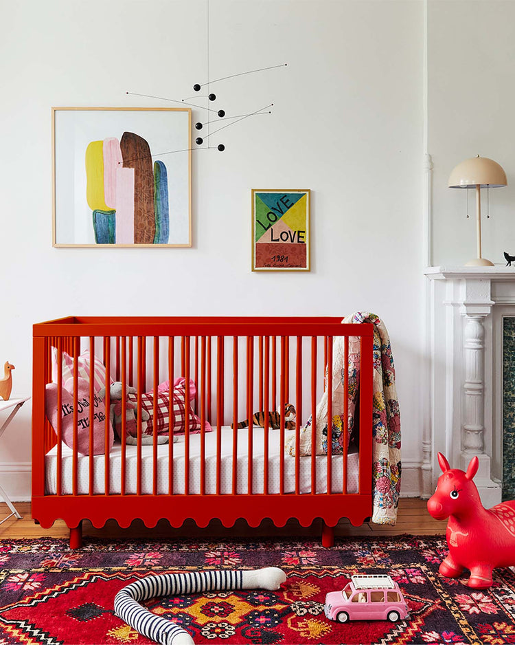 oeuf moss crib in tomato room Little