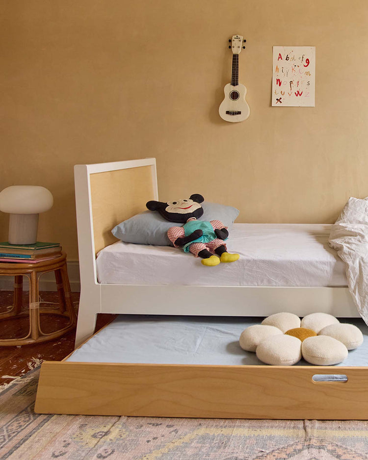 oeuf sparrow trundle bed in birch room Little