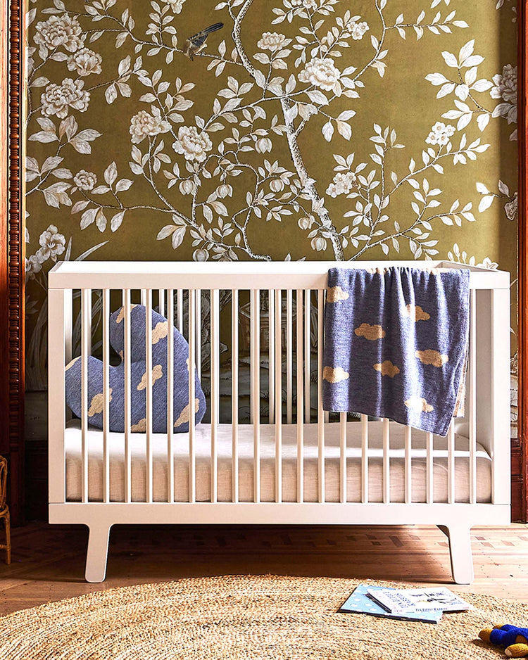 oeuf sparrow crib in white room Little