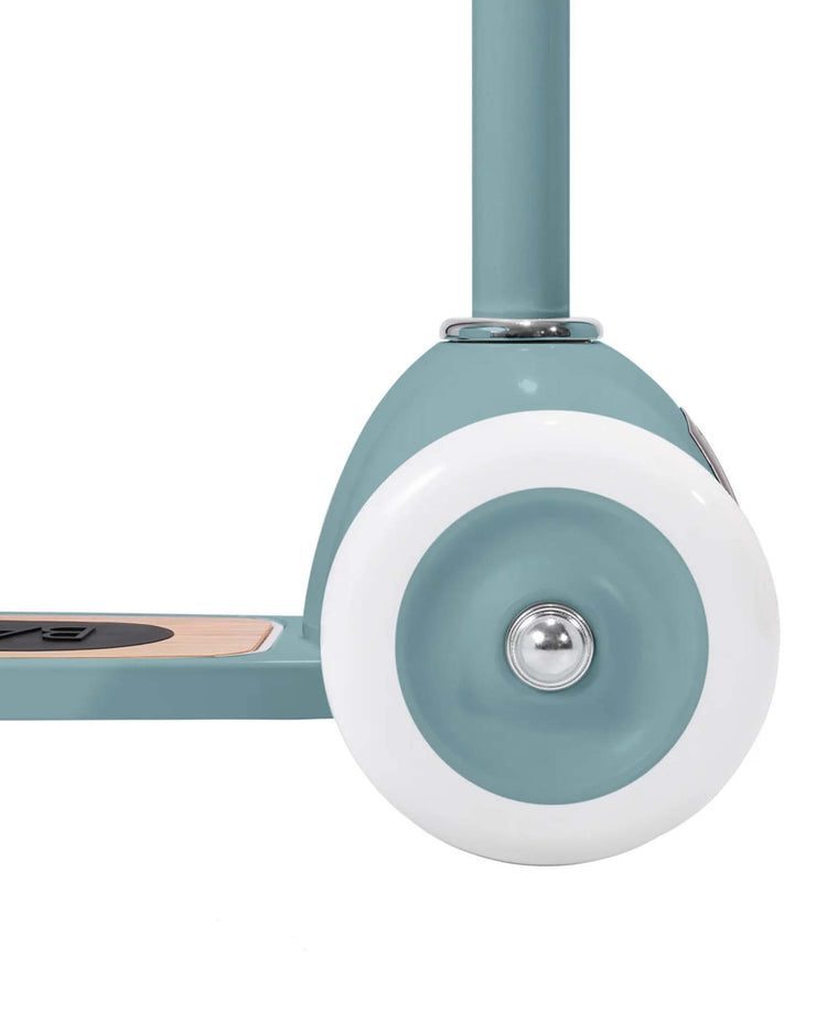 banwood scooter in teal