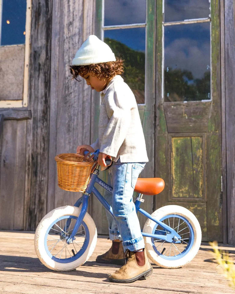 banwood balance bike in blue play Little