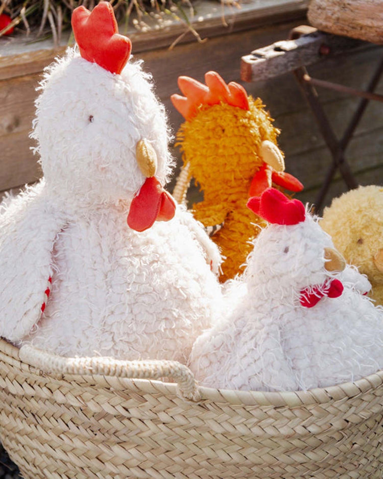 bunnies by the bay big clucky the chicken play Little