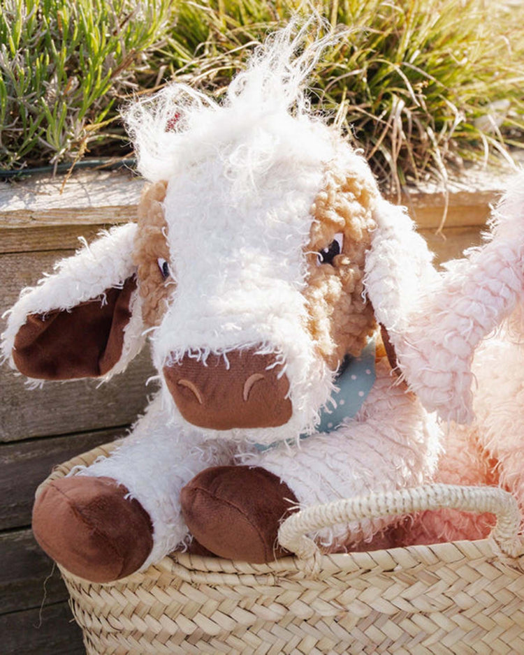 bunnies by the bay big moo moo the cow play Little