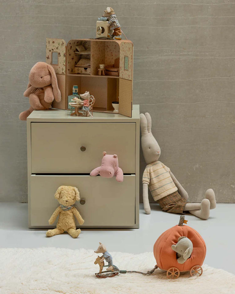 maileg pumpkin carriage, mouse play Little