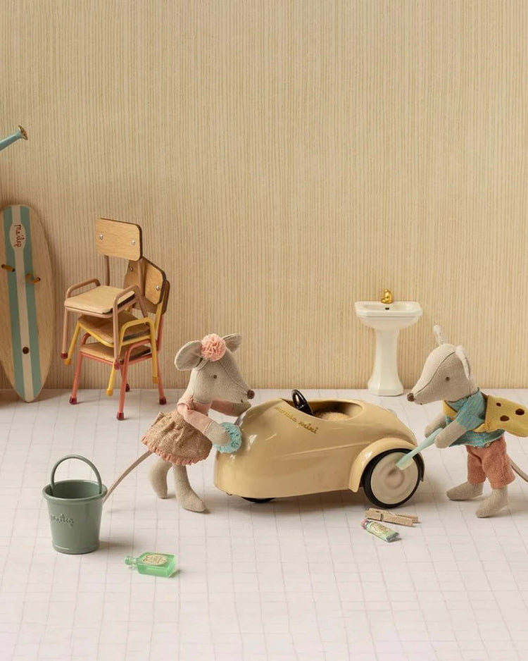 maileg driver mouse, little sister play Little