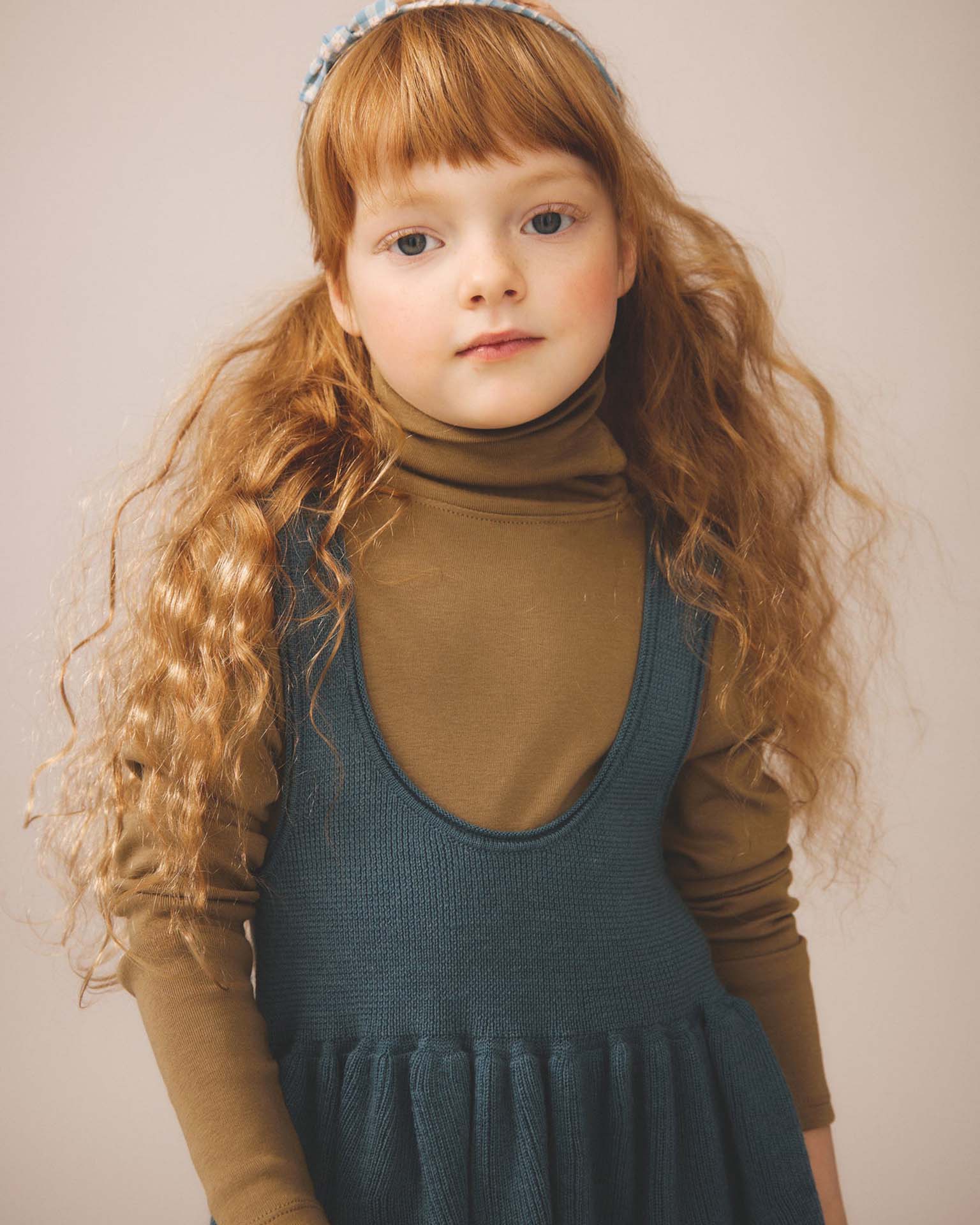 Little soor ploom kids sage pinafore in bottle
