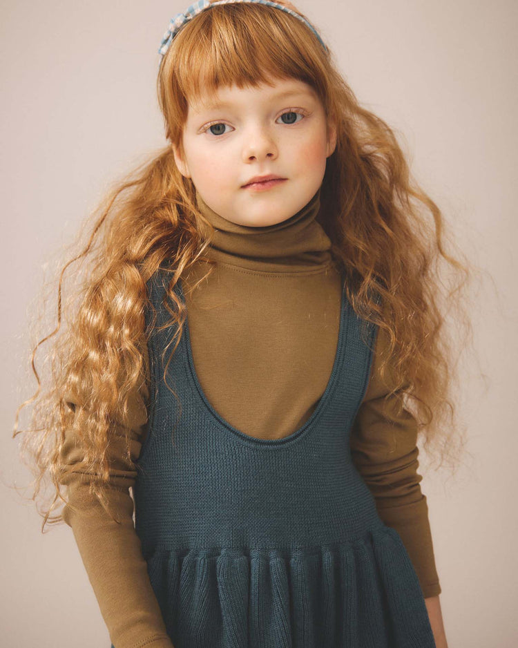 Little soor ploom kids sage pinafore in bottle