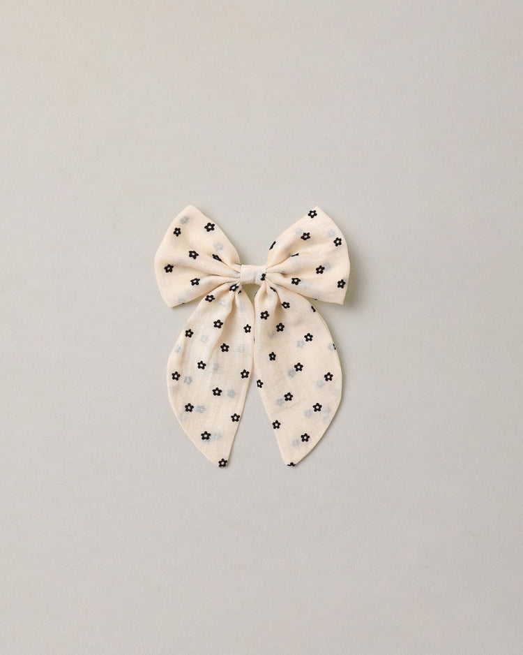 noralee everly bow in black daisy accessories Little