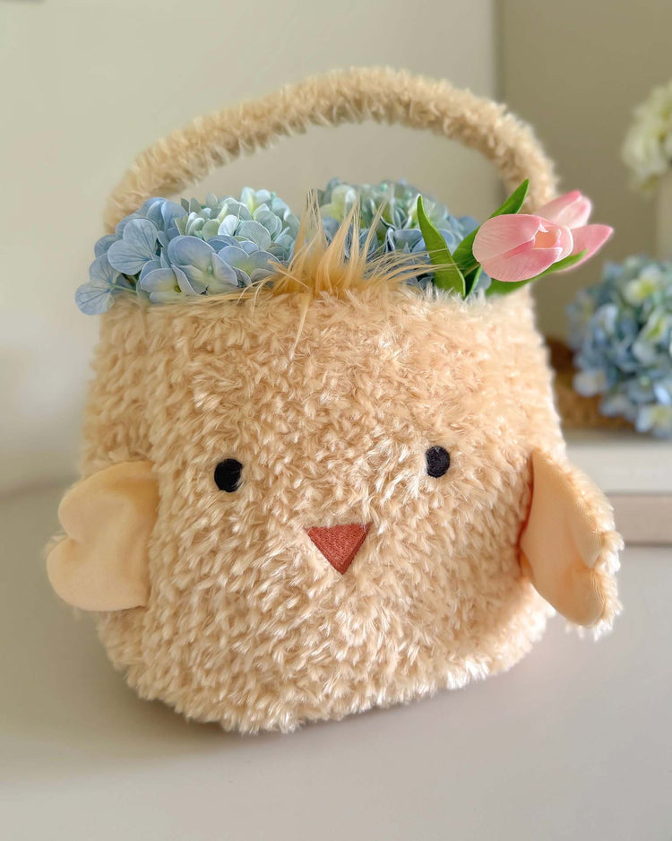 mon ami fluffy chick basket play Little