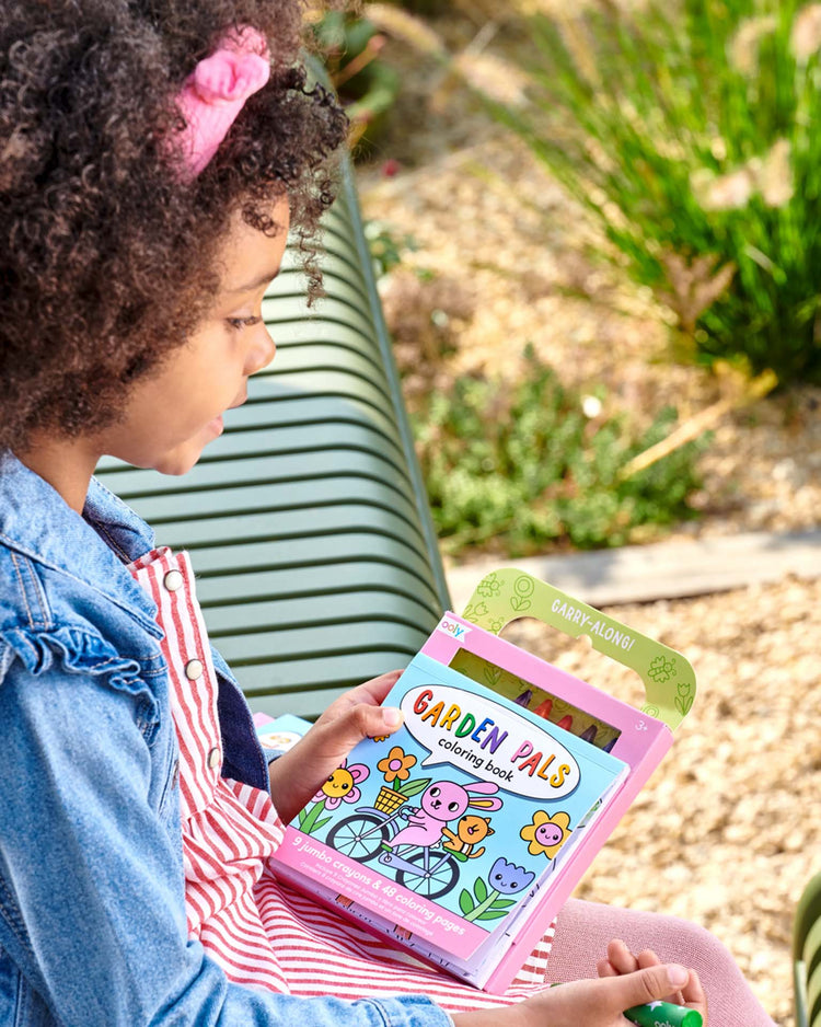 ooly carry - along coloring book set in garden pals play Little