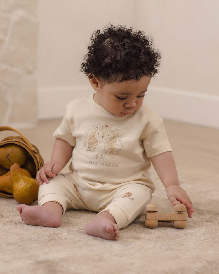 quincy mae boxy tee in little turkey baby Little