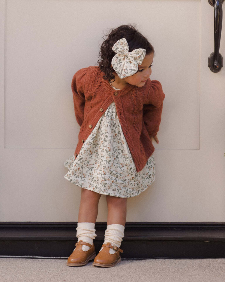 bow in holiday floral