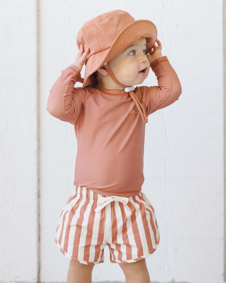 quincy mae rashguard in poppy baby Little
