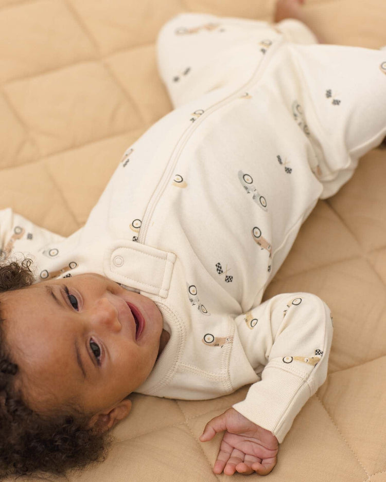 quincy mae zip longsleeve sleeper in race car baby Little