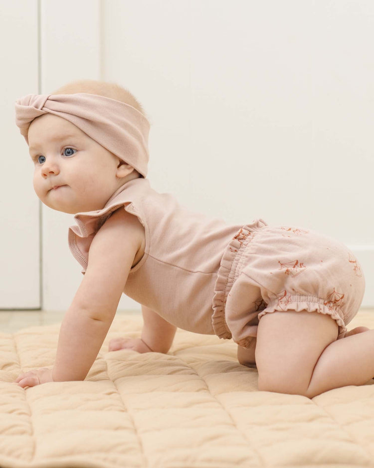quincy mae flutter sleeve bodysuit in blush baby Little