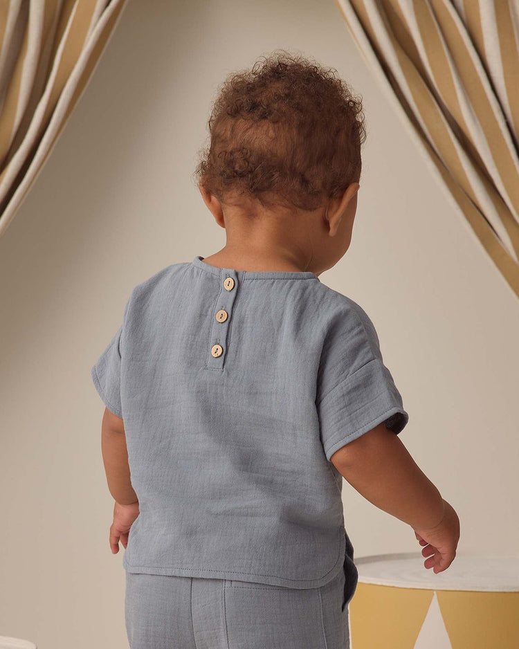 quincy mae woven boxy top in ocean baby Little