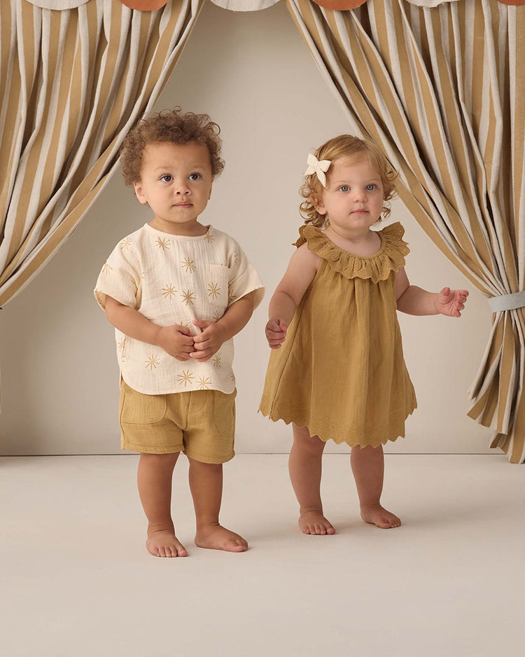 quincy mae utility short in honey baby Little