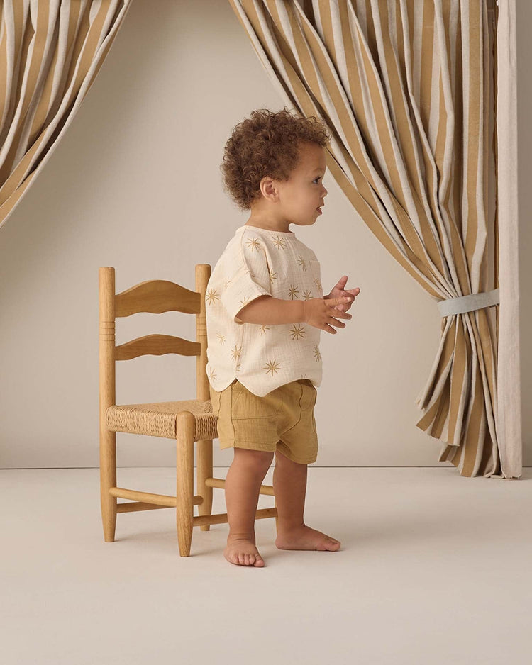 quincy mae utility short in honey baby Little