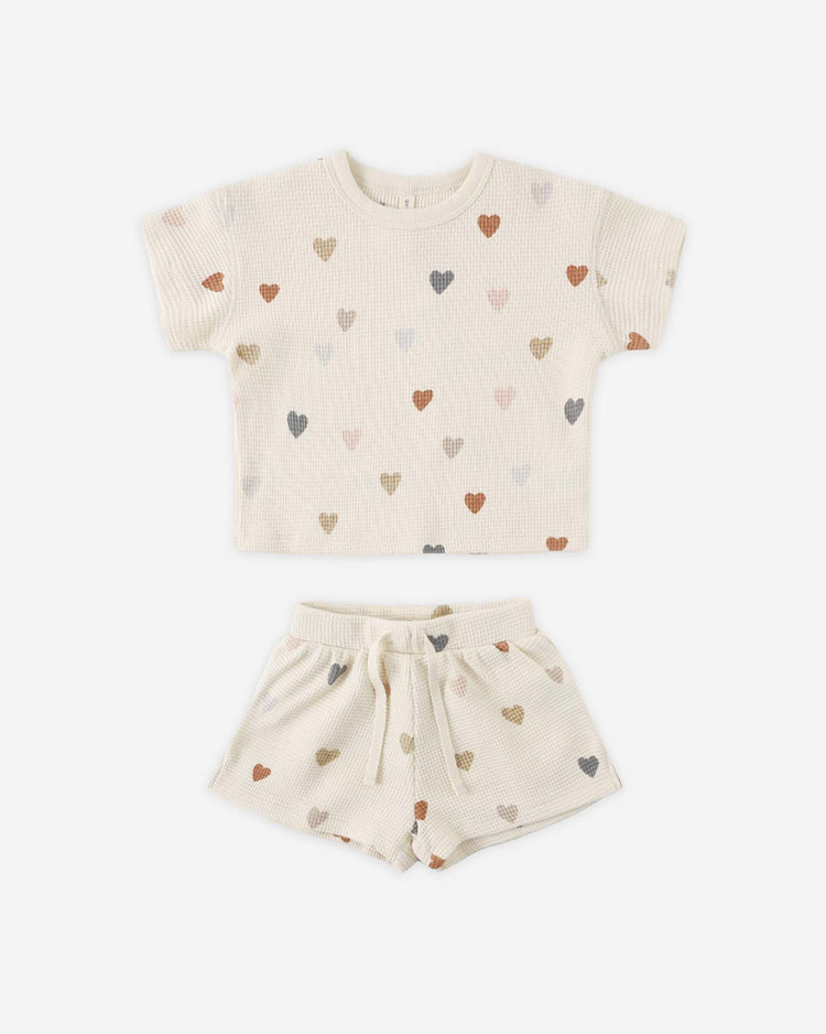 quincy mae waffle tee + short set in confetti hearts baby Little