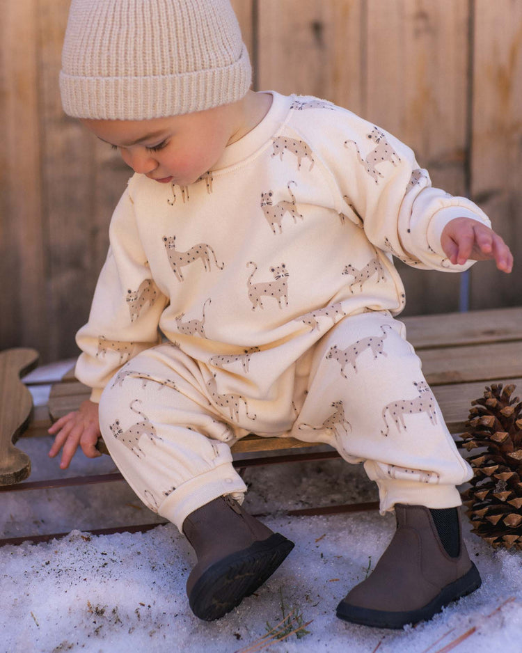 raglan jumpsuit in leopards