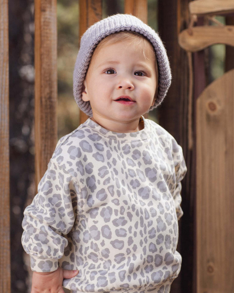 oversized sweatshirt in blue leopard