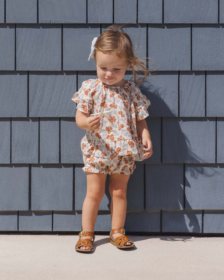 Little rylee + cru kids butterfly top & bloomer set in americana floral