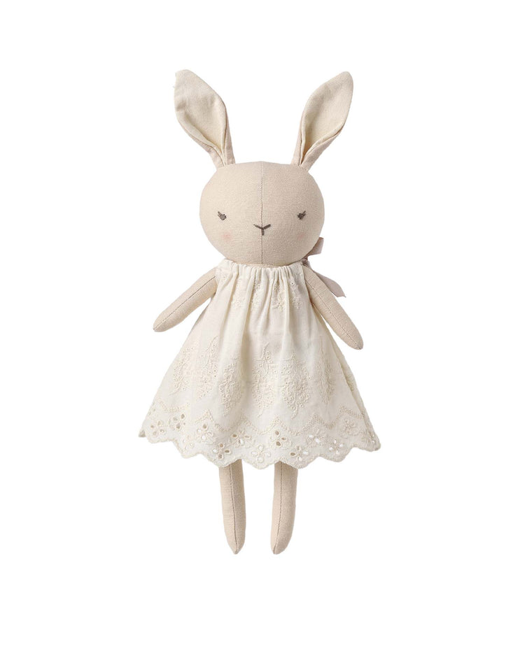 rylee + cru rylee the rabbit play Little