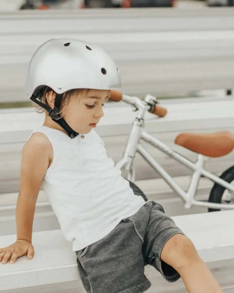 banwood kids helmet in chrome play Little