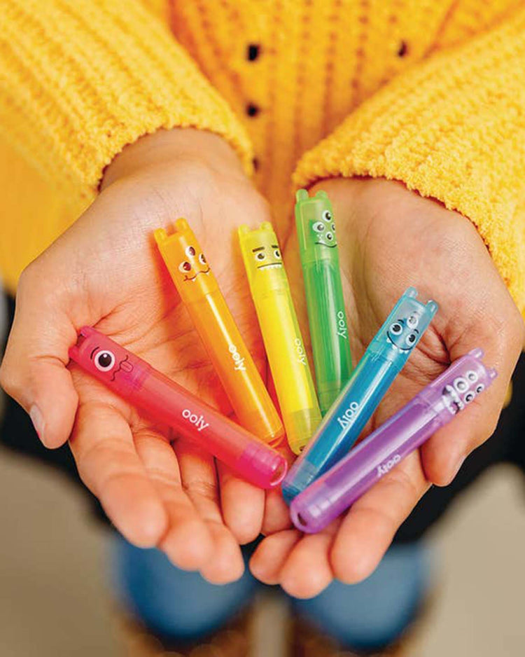 ooly monster mini scented neon highlighters new play Little