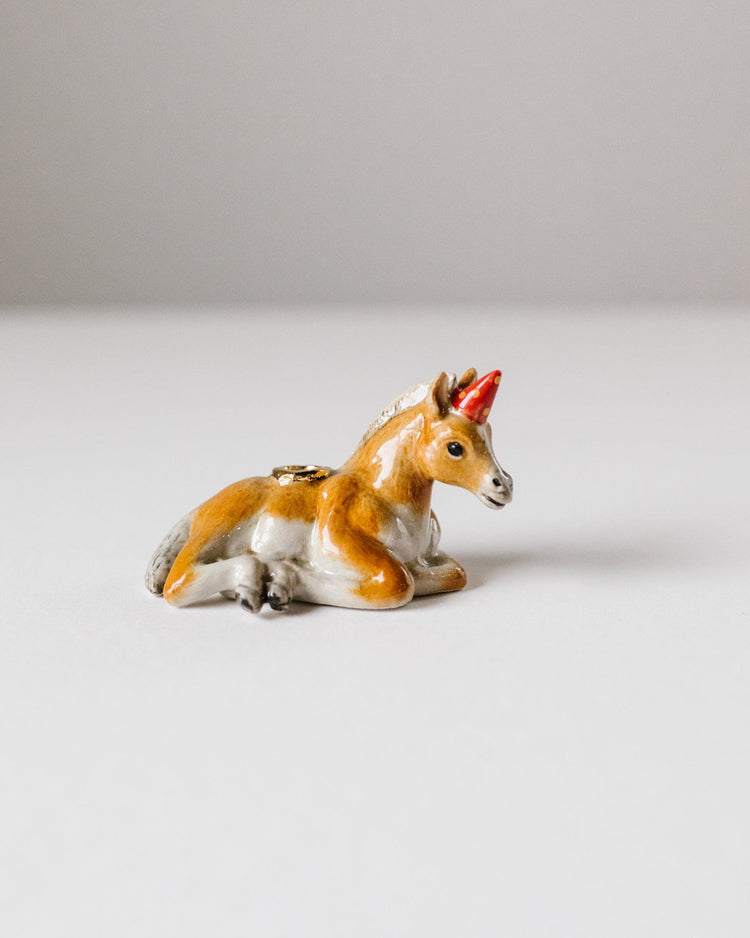 Little camp hollow paper + party year of the horse cake topper in box
