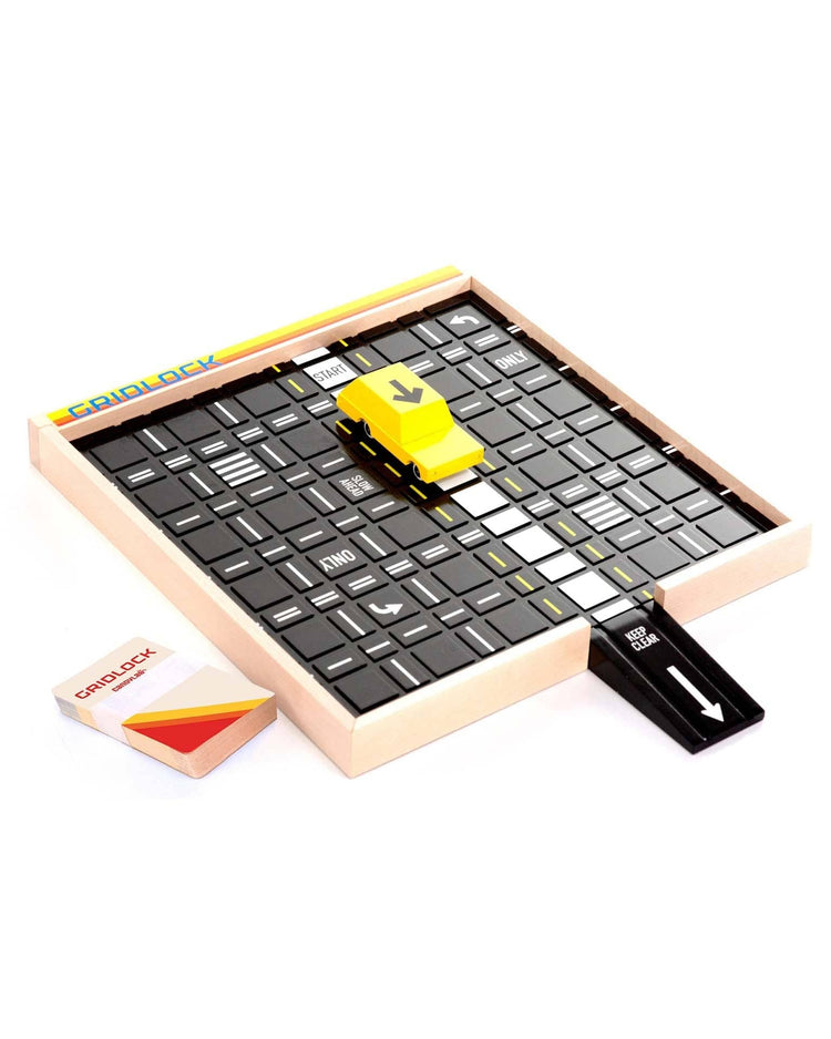 Little candylab play gridlock puzzle board