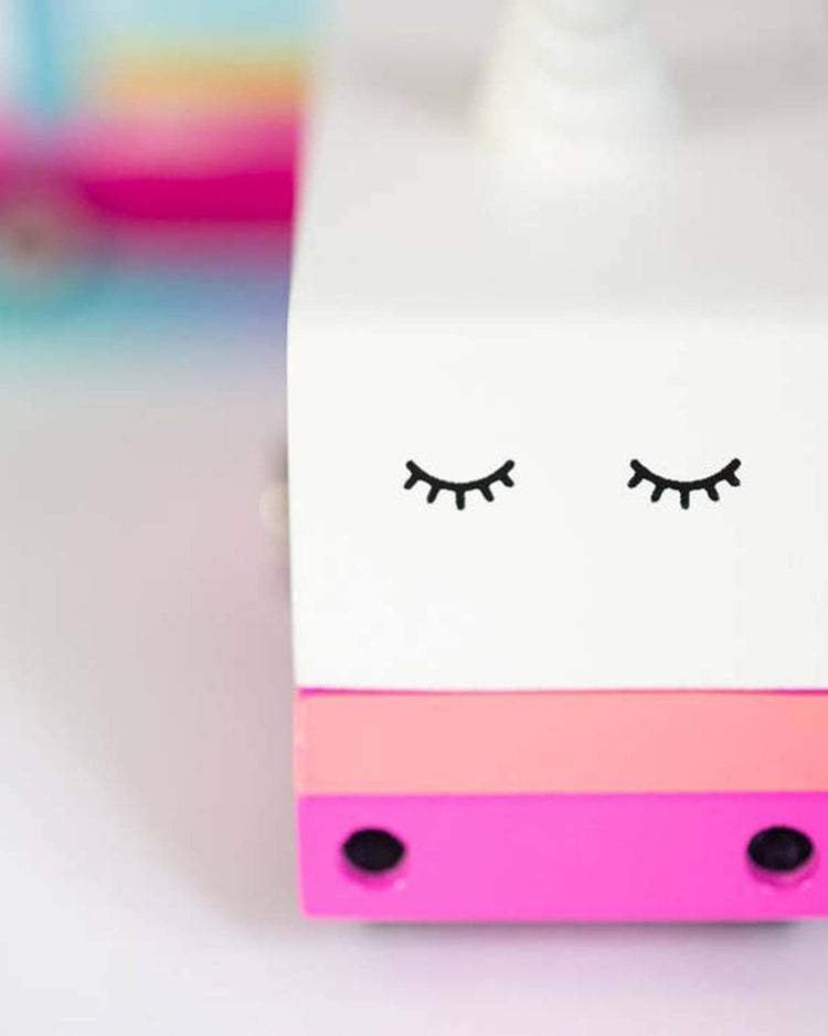 Little candylab play unicorn 2.0 van
