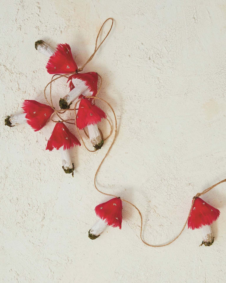 creativeco - op feather mushroom garland room Little
