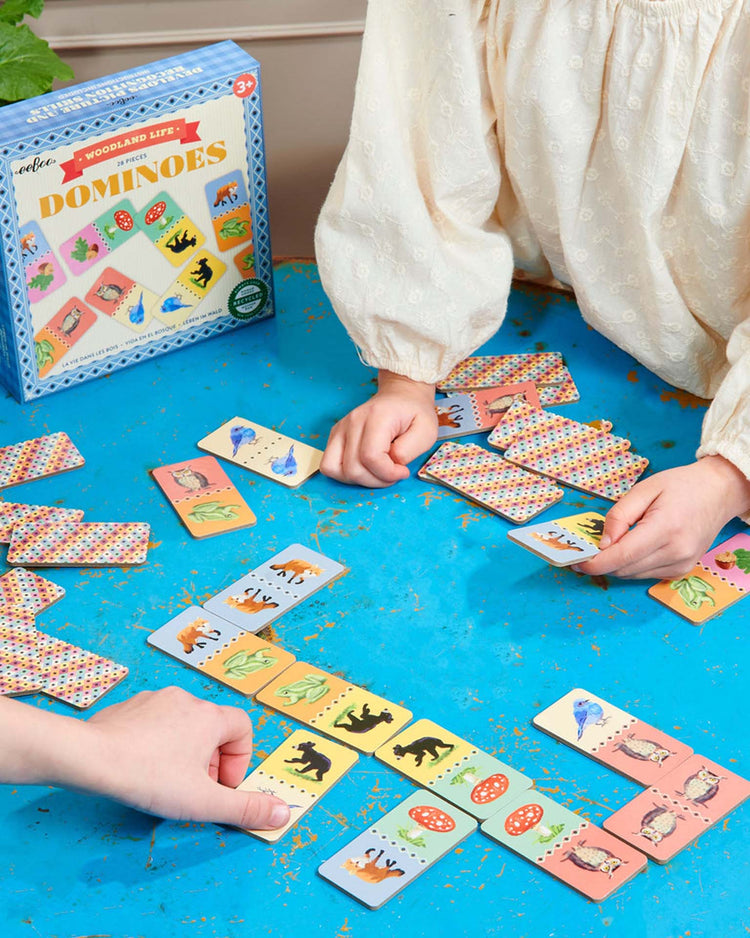 Little eeboo play busy woods dominos