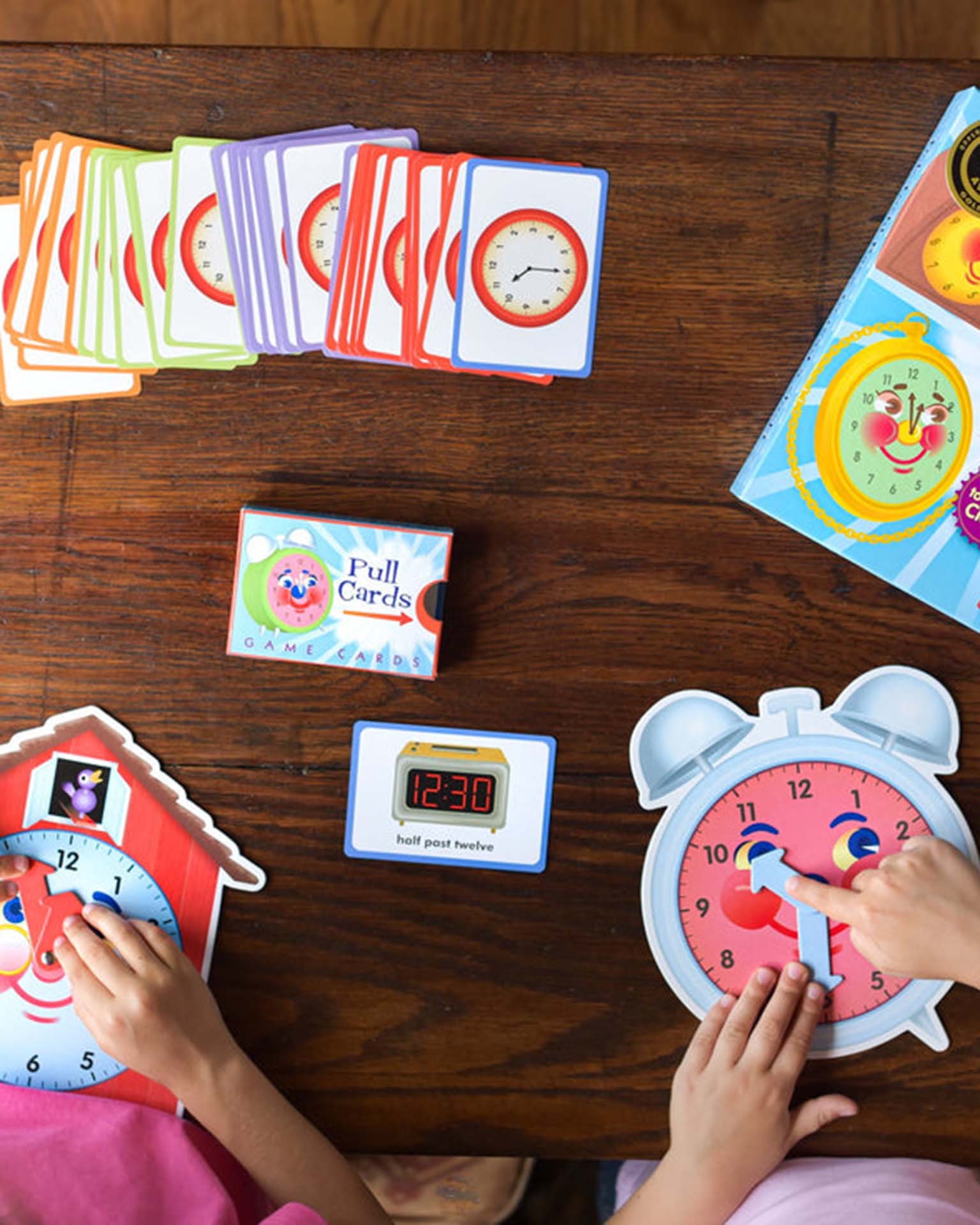 Little eeboo play telling time game
