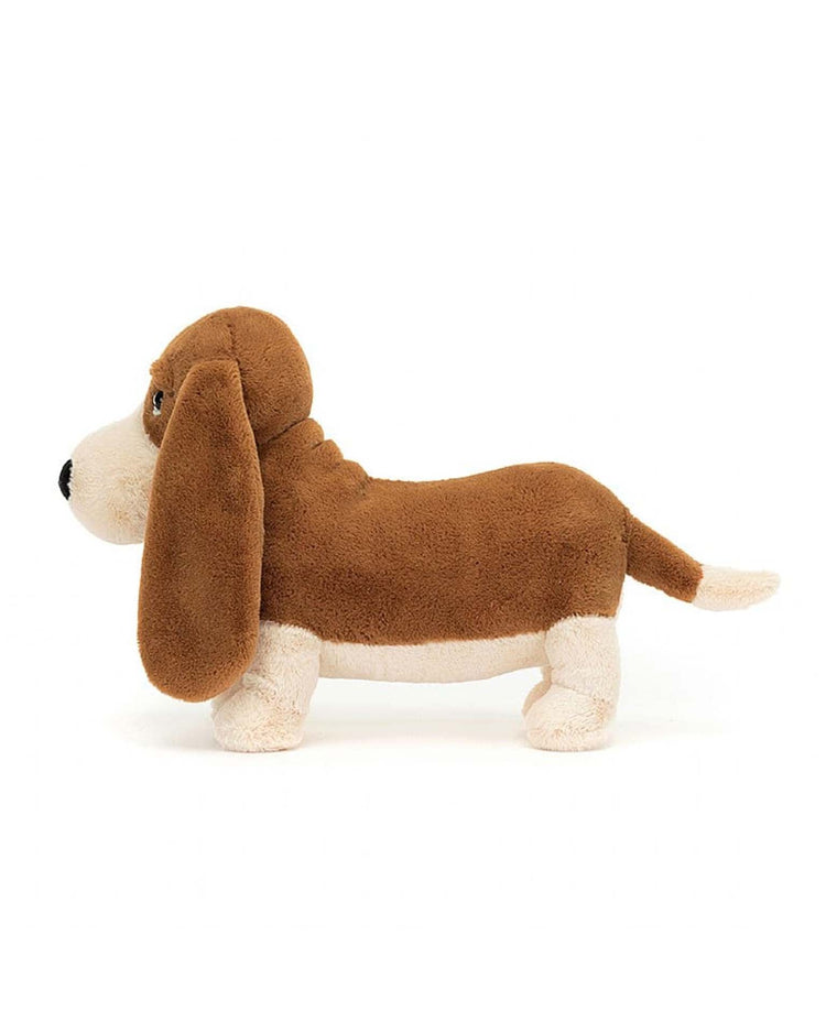Little jellycat play randall basset hound