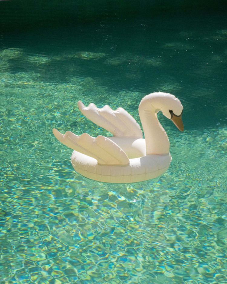 konges sløjd swan swim ring play Little