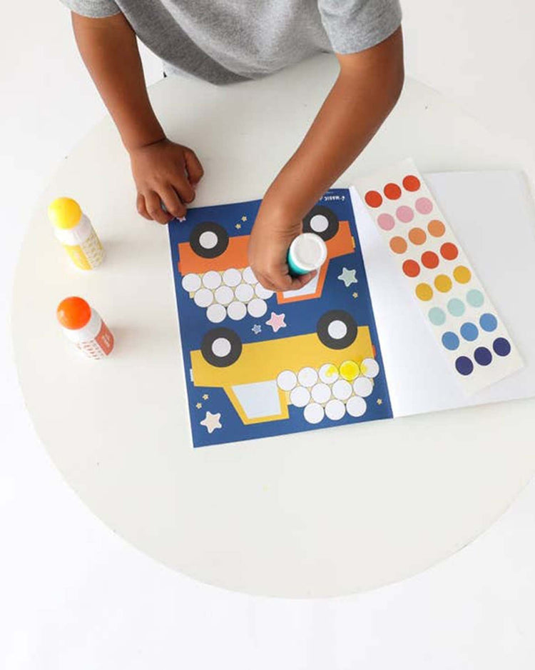 Little magic playbook Paper + Party transportation dot activity kit