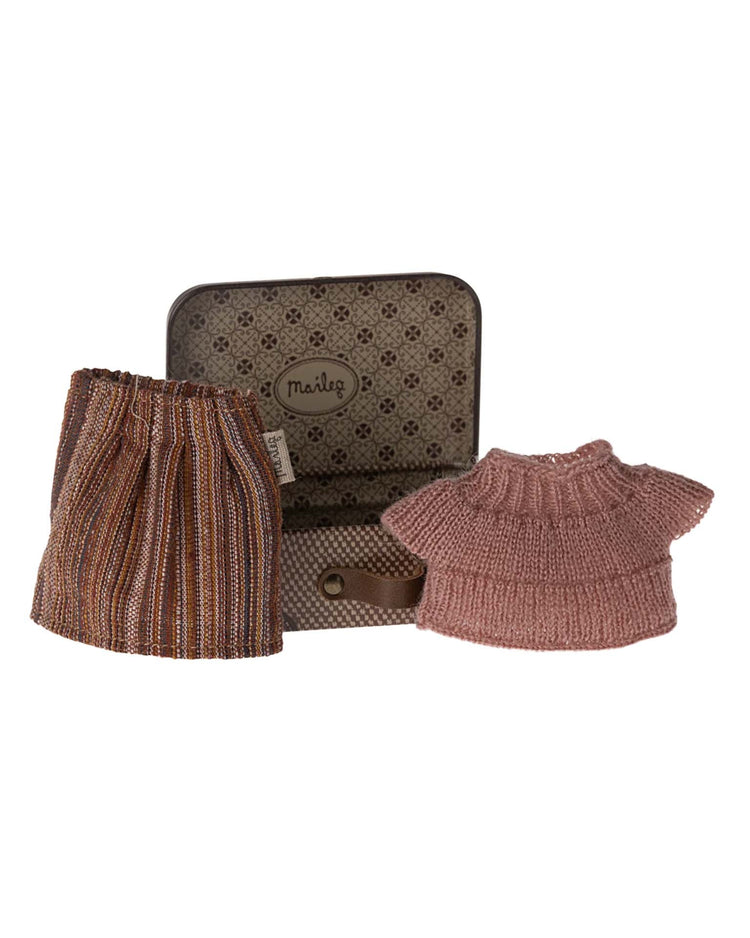 Little maileg play knitted blouse and skirt in suitcase for grandma mouse