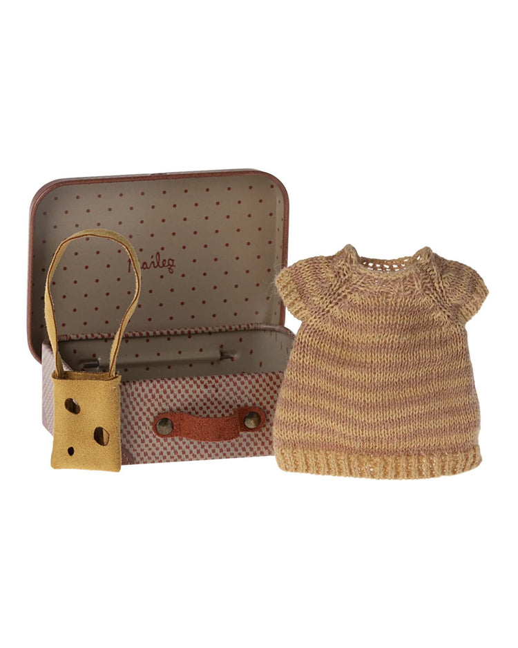 Little maileg play knitted dress + bag in suitcase for big sister mouse