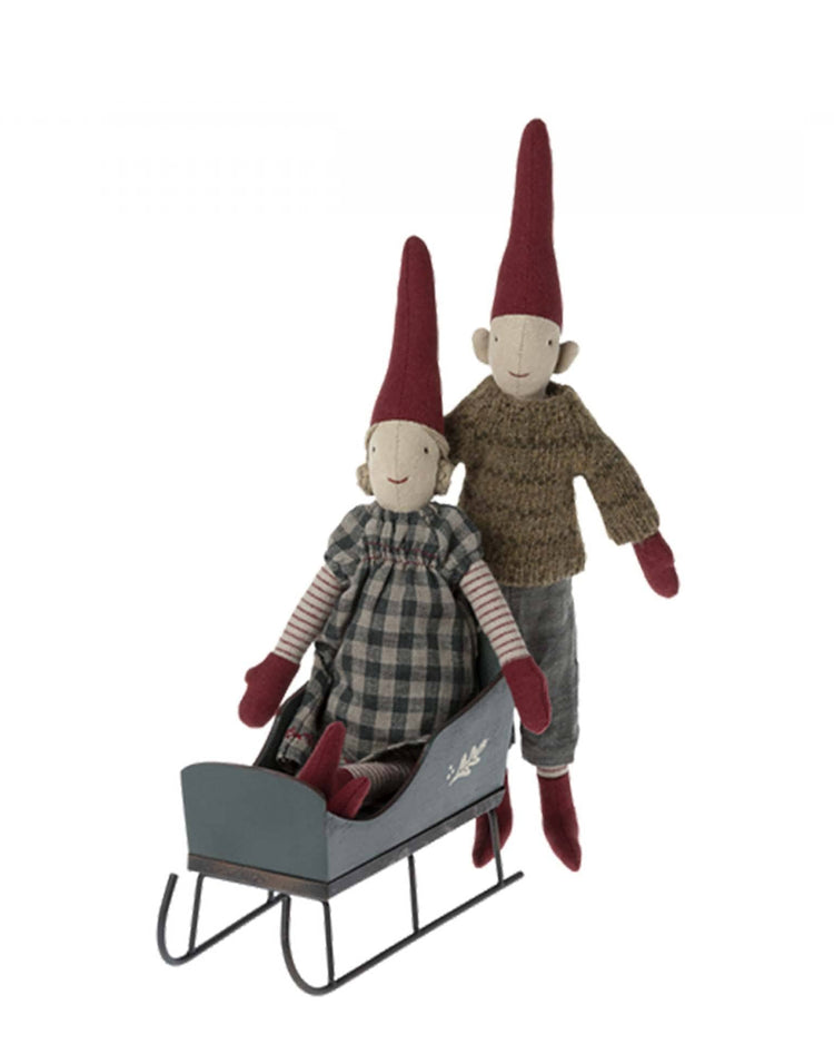 Little maileg play mini sleigh in green