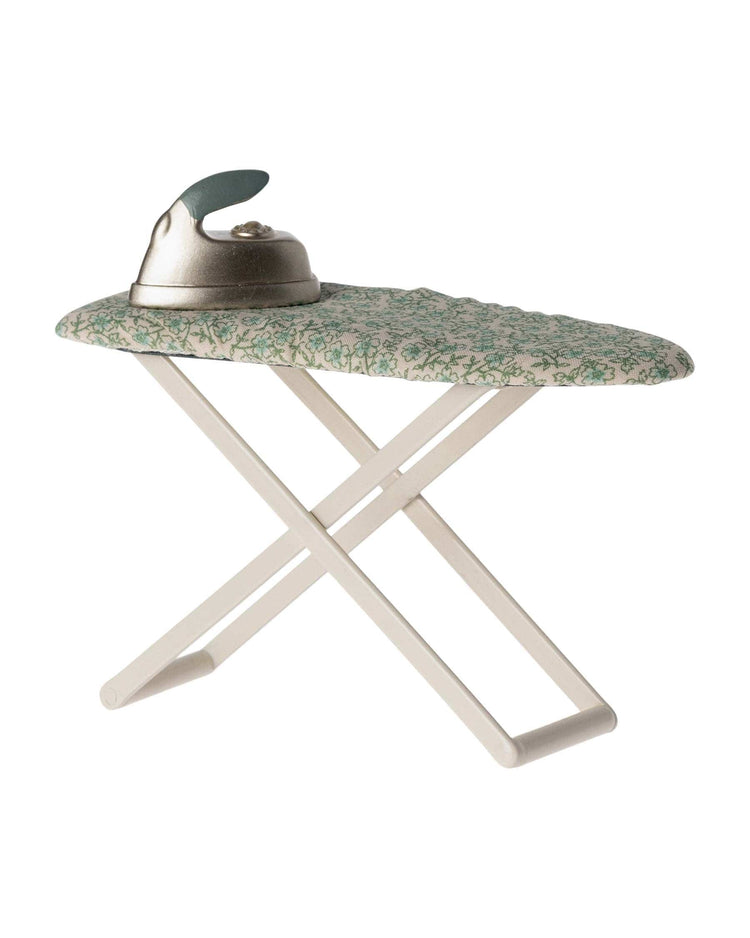 Little maileg play mouse iron + ironing board
