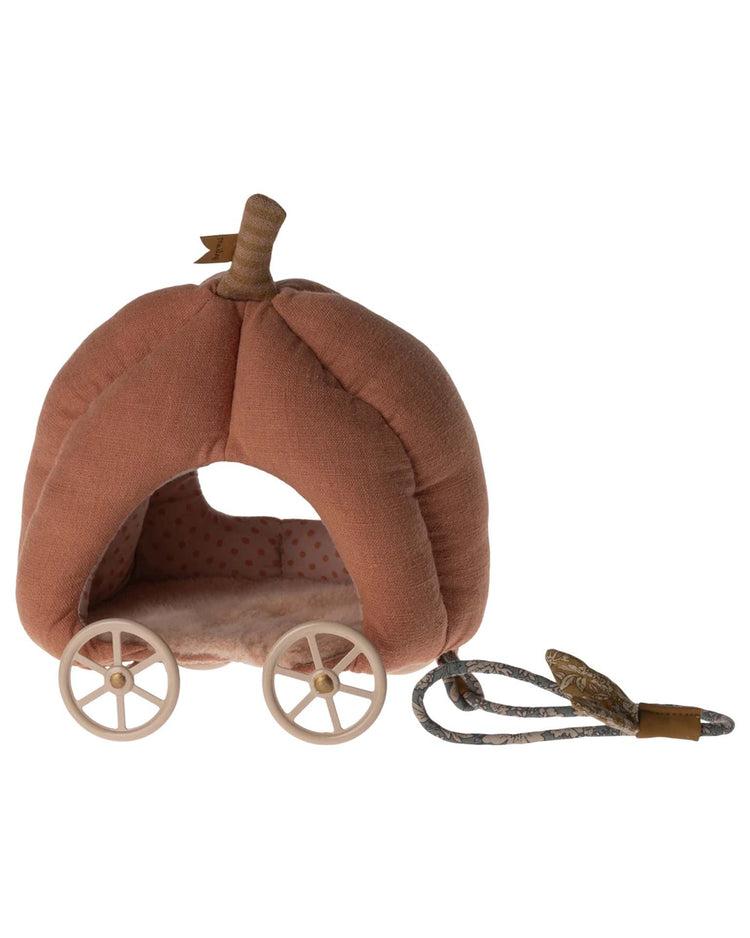 Little maileg play mouse pumpkin carriage