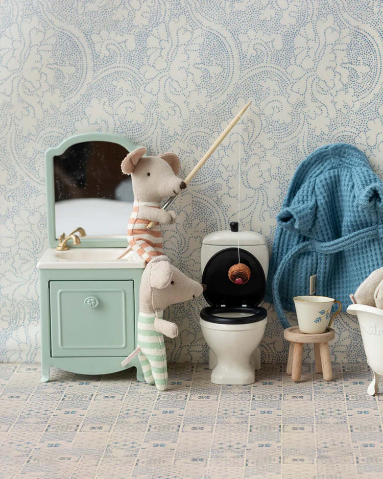 maileg mouse sink dresser in mint play Little