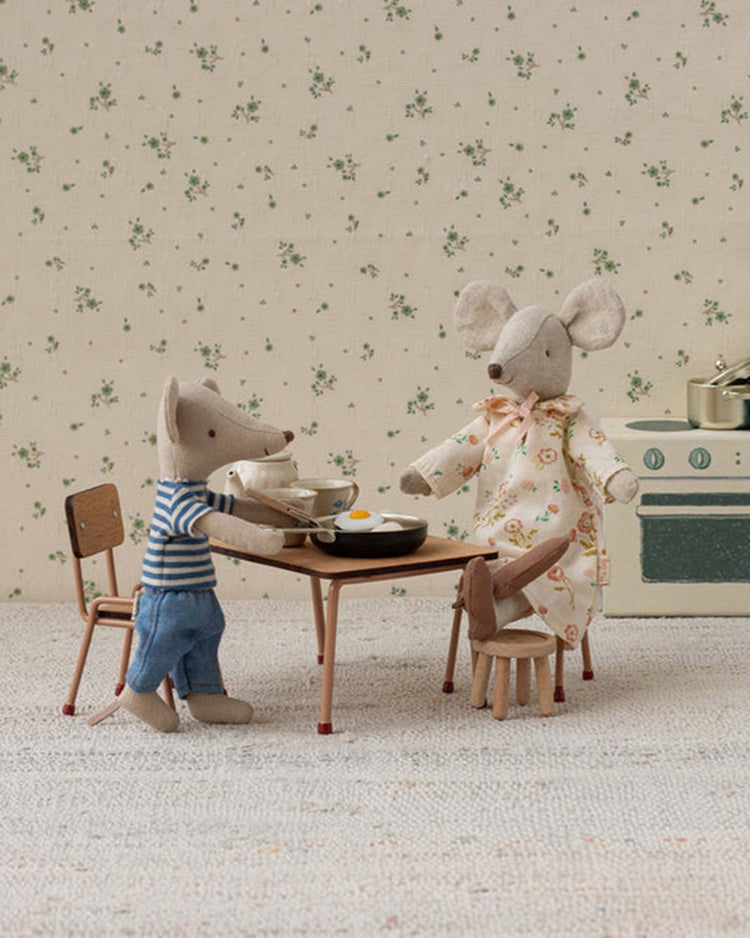 maileg mouse table + chair set in dark powder play Little