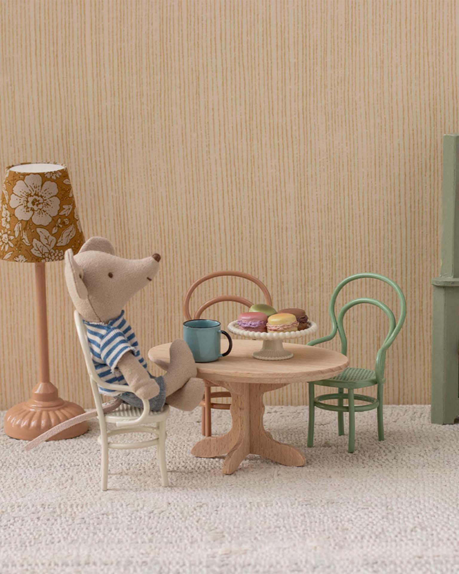 Little maileg play oval dining table, mouse - nature